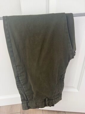 Men's Olive Green Casual Pants. By banana republic. New